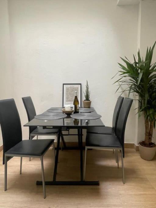 Taima Flats Apartment อาลิกันเต ภายนอก รูปภาพ