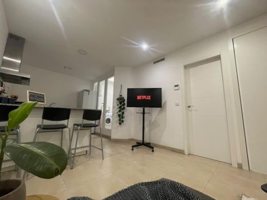 Taima Flats Apartment อาลิกันเต ภายนอก รูปภาพ